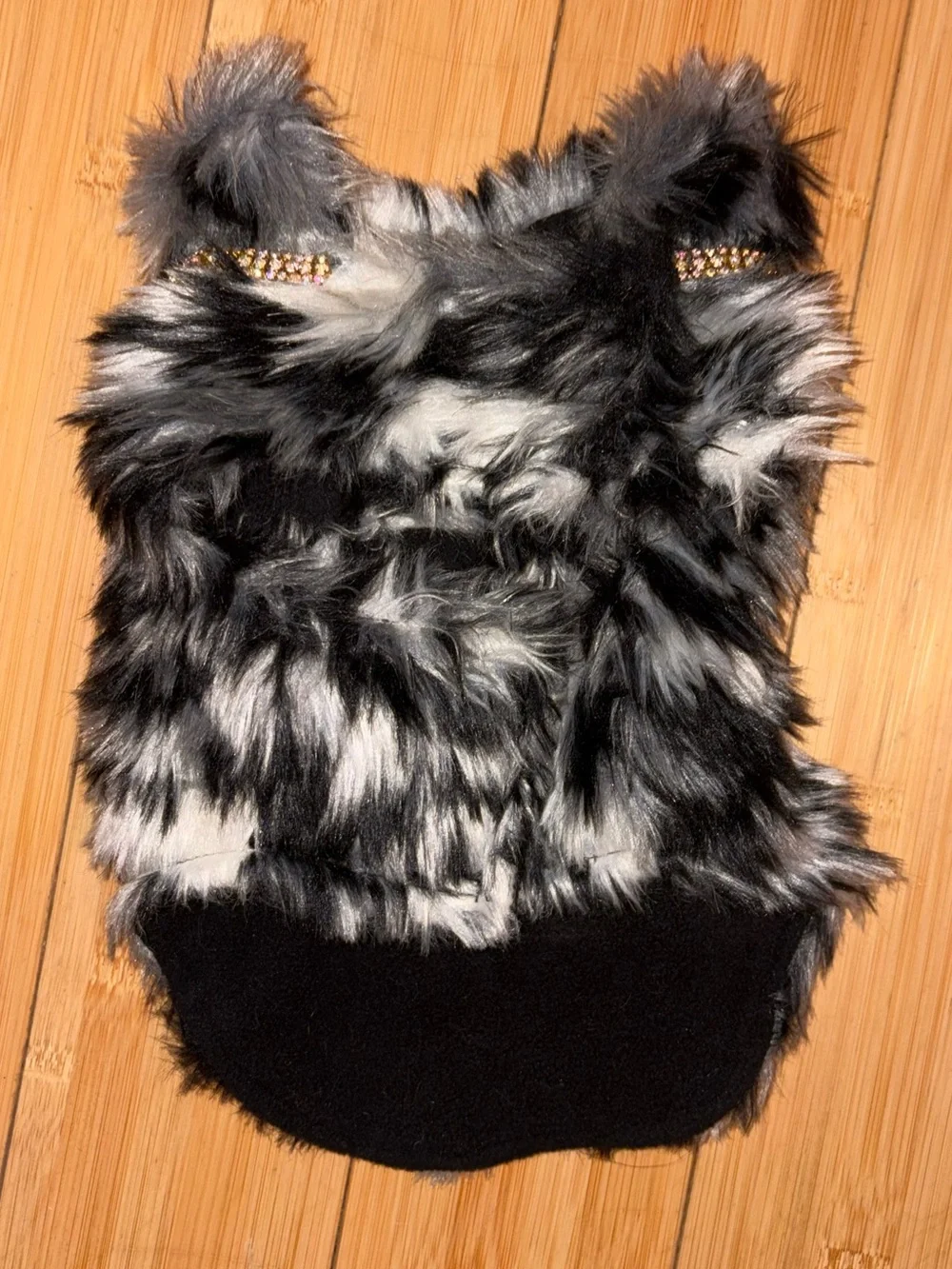 Pet Life Luxe 'Paw Dropping' Designer Gray-Scale Faux Mink Fur Coast, Bedazzled